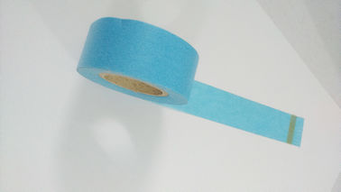 Impermeabilizzi il nastro protettivo della carta crespa blu di colore utilizzato nella riparazione del soffitto